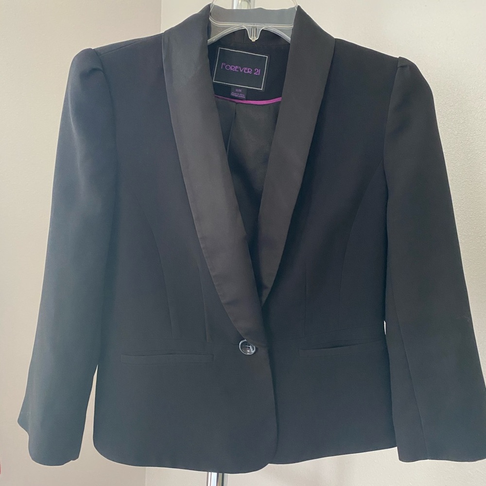 Black padded blazer
